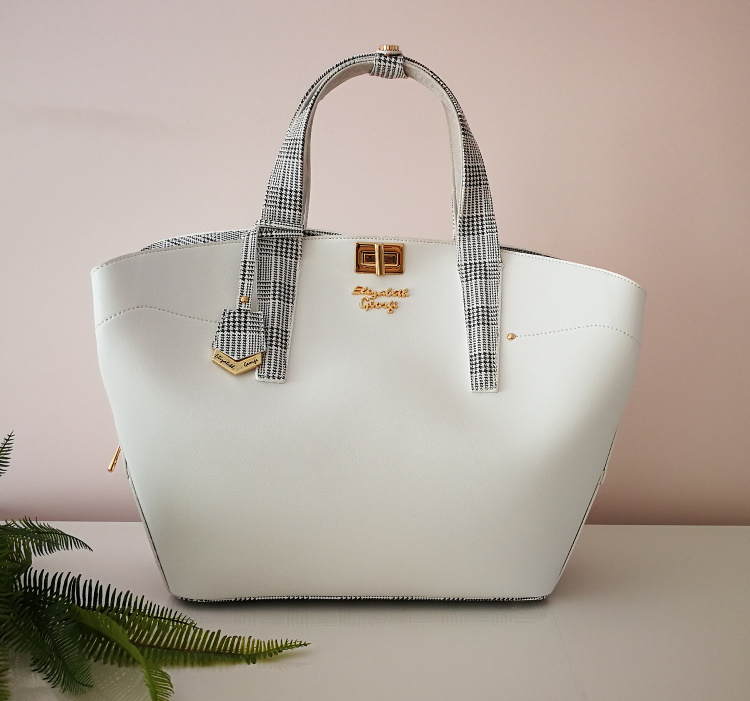 Голяма бяла дамска чанта ELIZABETH GEORGE