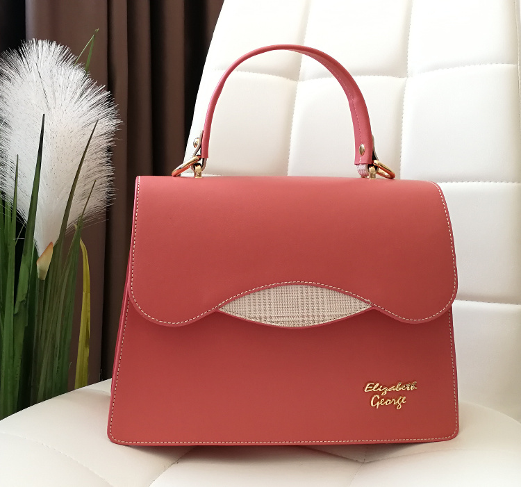 Прелестна коралова дамска чанта ELIZABETH GEORGE