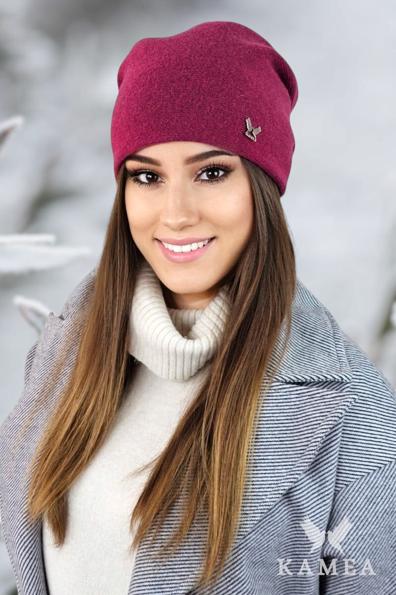 Стилна дамска шапка КАМЕА в цвят фуксия - модел LILY