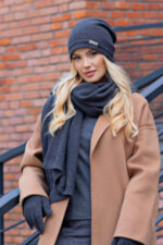 Вълнена дамска шапка KAMEA в цвят графит - модел LEONORA