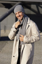 Елегантен мъжки комплект KAMEA от 100% мериносова екстра фина вълна - шапка и шал LUCAS в цвят светлосиво