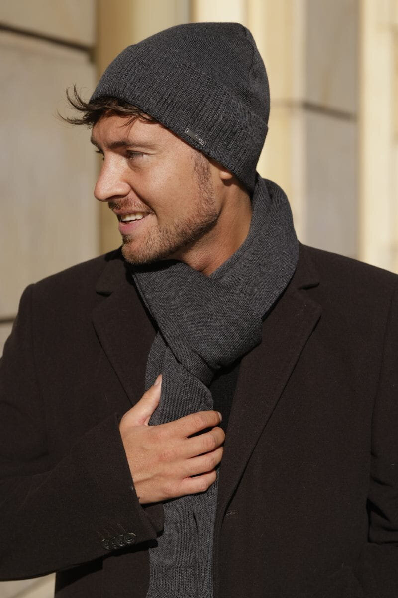 Елегантен мъжки комплект KAMEA от 100% мериносова екстра фина вълна - шапка и шал LUCAS в цвят графит