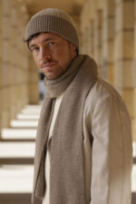 Мъжки комплект KAMEA от 100% акрил - шапка и шал LEON в бежово