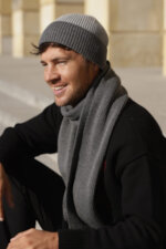 Мъжки комплект KAMEA от 100% акрил - шапка и шал LEON в сиво