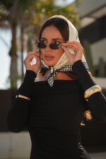 Елегантен кремав дамски шал KAMEA 70x70 см - имитация на коприна