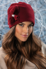 Луксозна дамска шапка WILLI с елегантна апликация с косъм от норка – модел AMELFI бордо