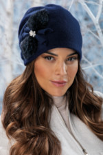 Луксозна дамска шапка WILLI с елегантна апликация с косъм от норка – модел AMELFI в тъмносиньо