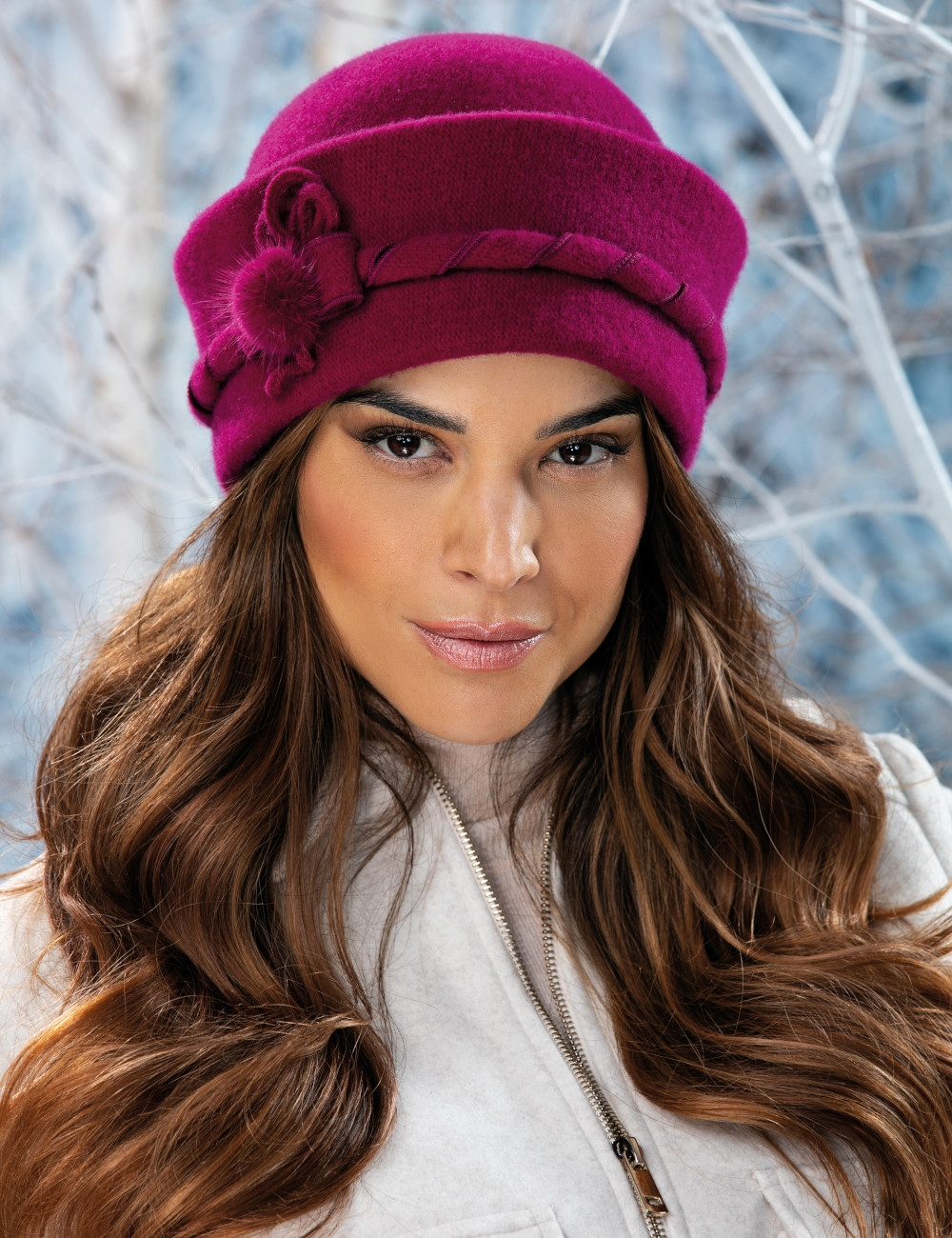 Елегантна дамска шапка WILLI от 100% сертифицирана вълна WoolMark – модел ATOLA в цвят фуксия