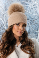 Луксозна вълнена дамска шапка WILLI с голям помпон - модел JANETA в бежово